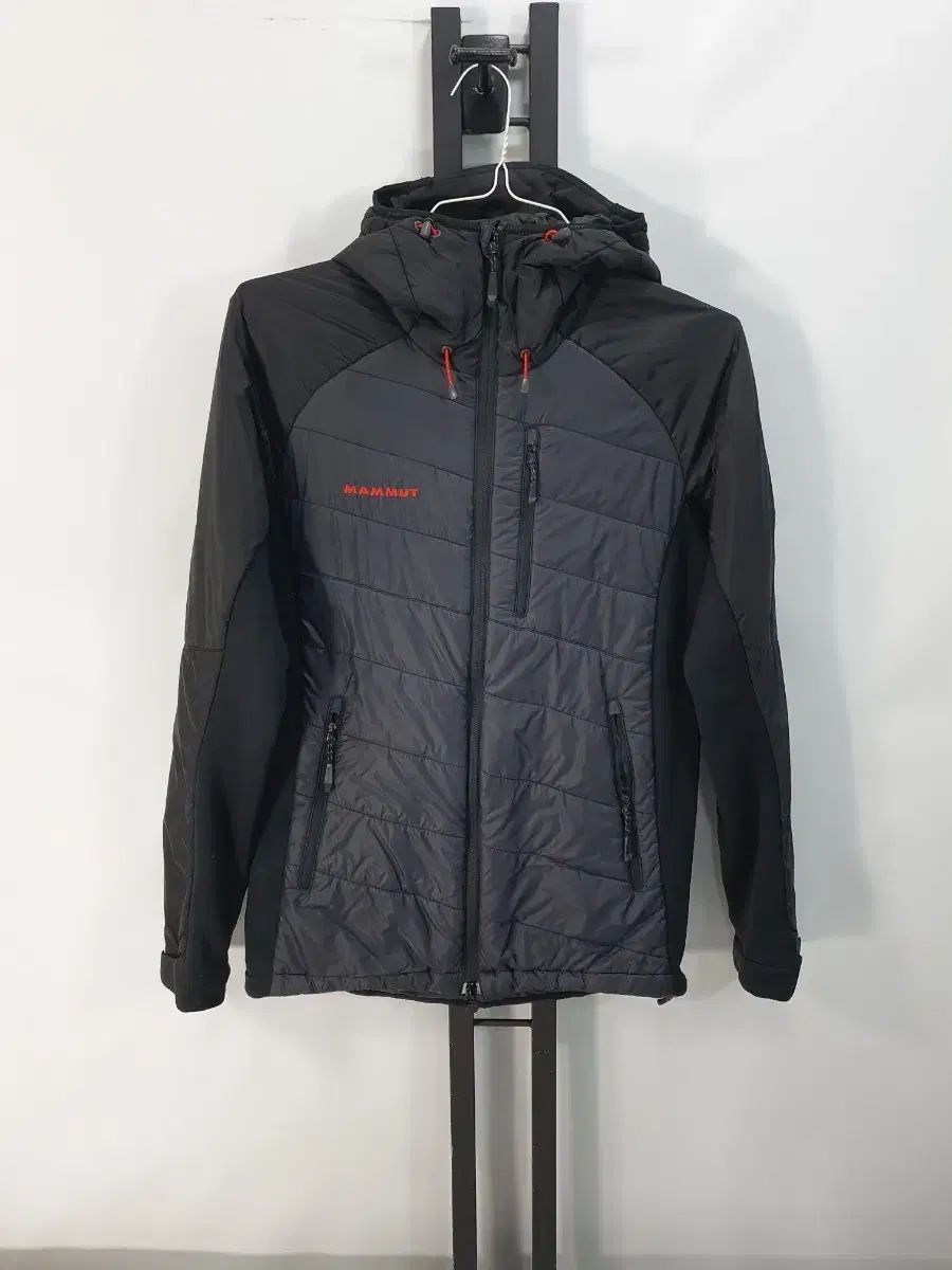 マムート 軽量 ダウン ハイブリッド 起毛 ジャケット ブラック m
