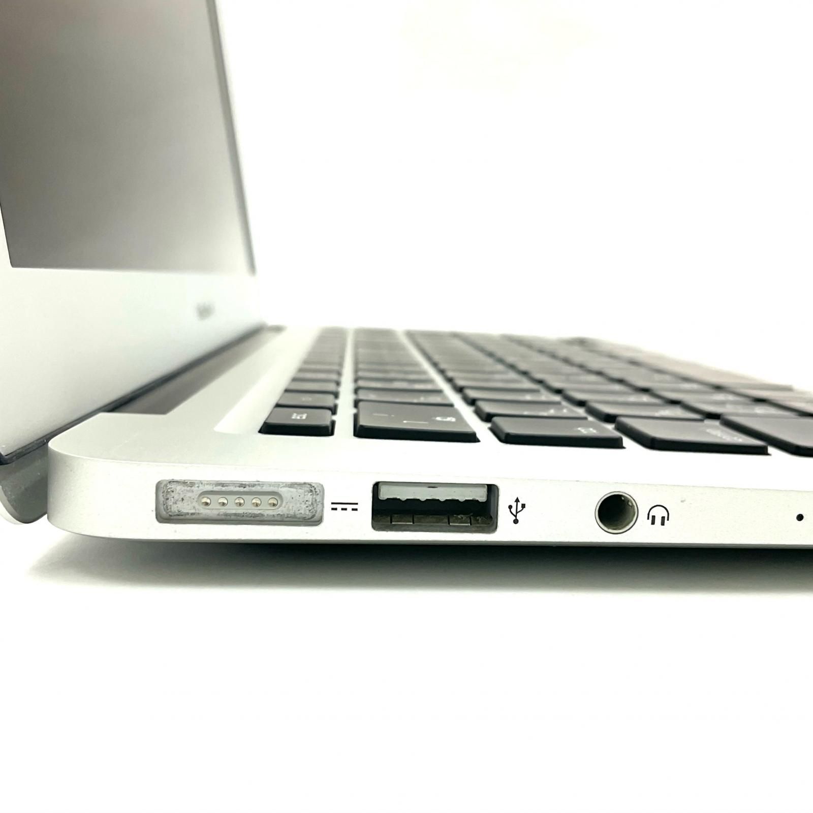  Apple MacBook Air 13インチ 2017 1.8 GHz Intel Core i 5 8 GB SSD 128 シルバー MacBook本体 ノートPC