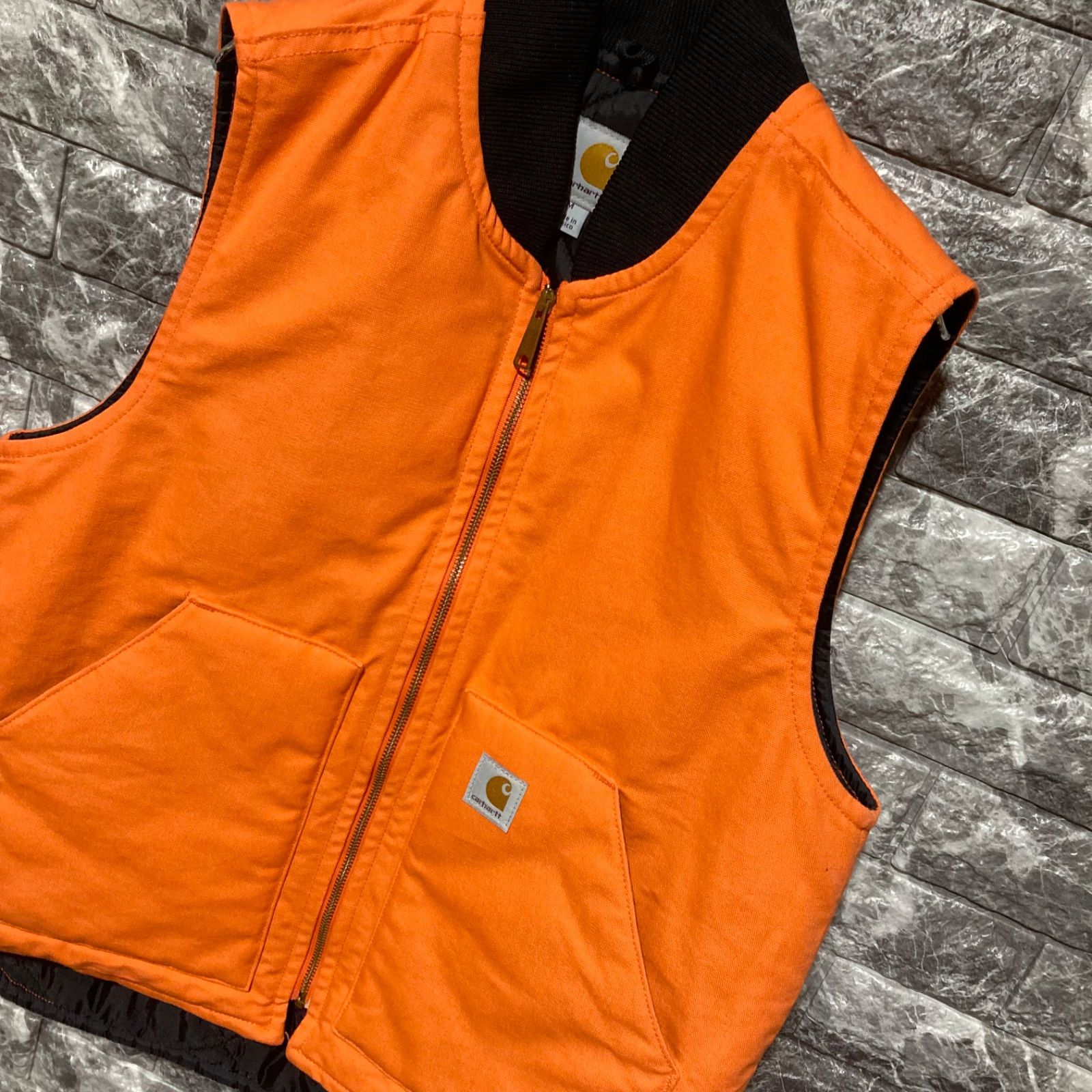 CARHARTT ダックベスト M オレンジ カーハート DUCK VEST - メルカリ