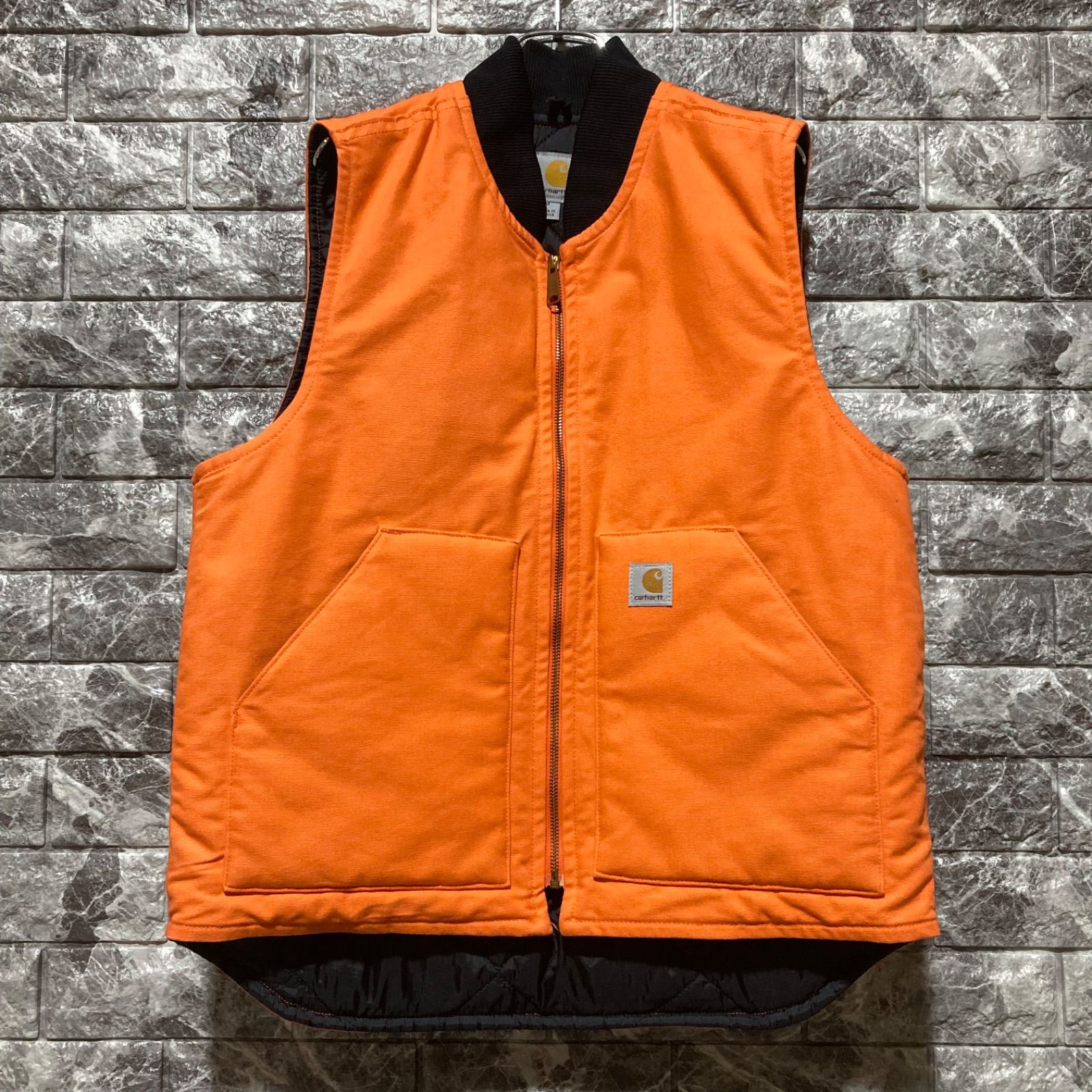 Carhartt オレンジ ベスト 中古・古着通販】CarHartt (カーハート) キルティングダックベスト
