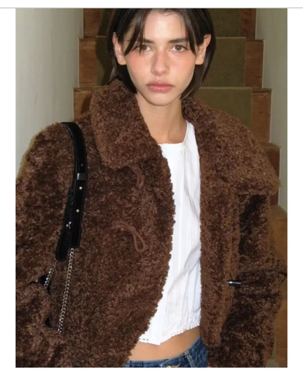 サムウェアバター ダッフル クロップド ファー ジャケット ブラウン