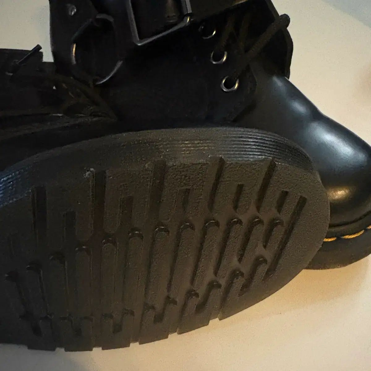 MARTENS ドクターマーチン