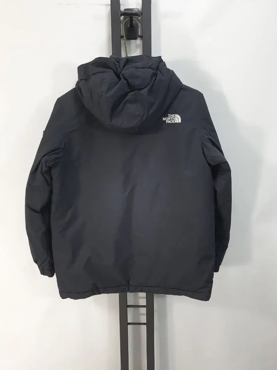 THE NORTH FACE ザノースフェイス キッズ ダウン ジャケット ブラック 140
