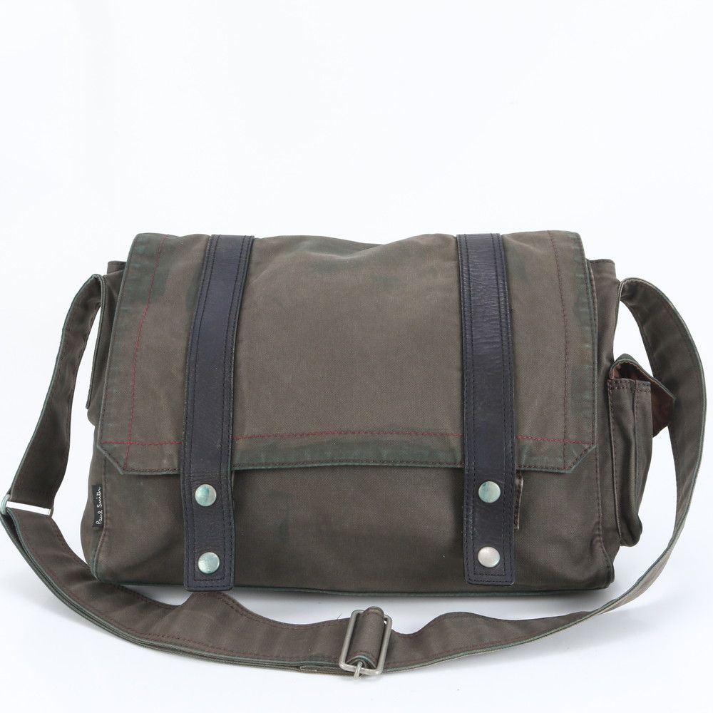 ポールスミス カーキ ショルダーバッグ 斜め掛け メッセンジャー ビジネス 通勤 本革 A 4 メンズ CRM DE 2-8