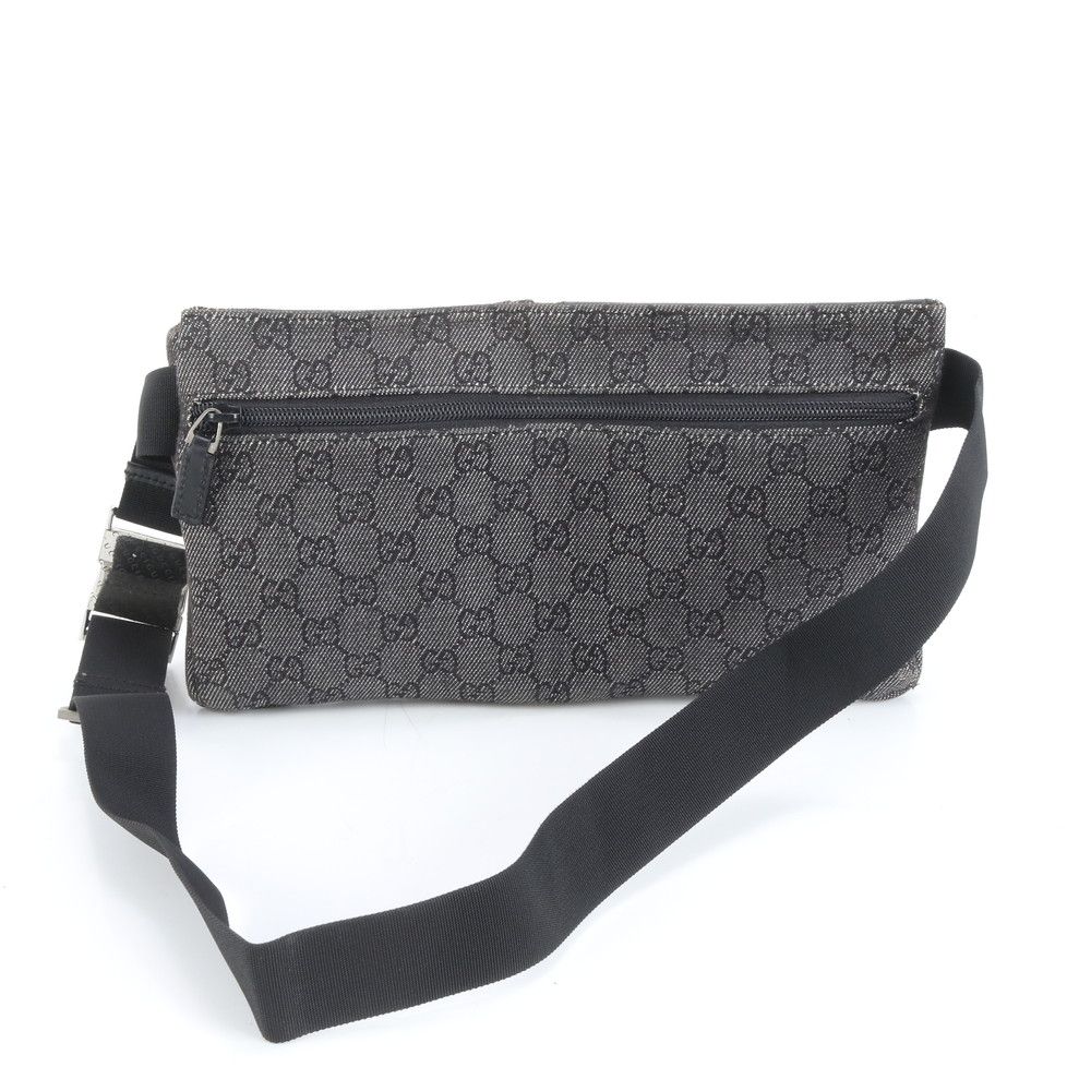 極美品 グッチ GGキャンバス 28566 レザー ボディバッグ 斜め掛け