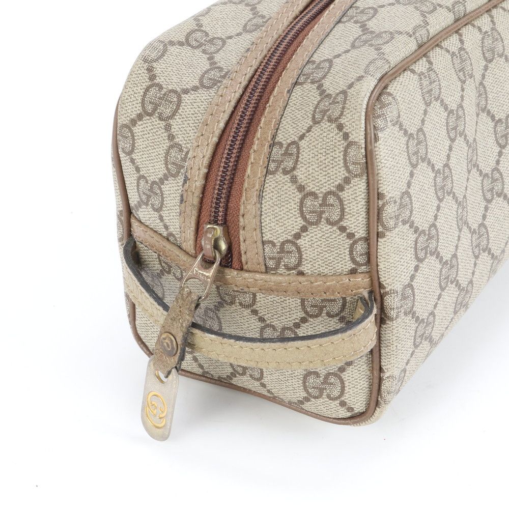 美品 グッチ GGスプリーム レザー セカンドバッグ クラッチ ポーチ