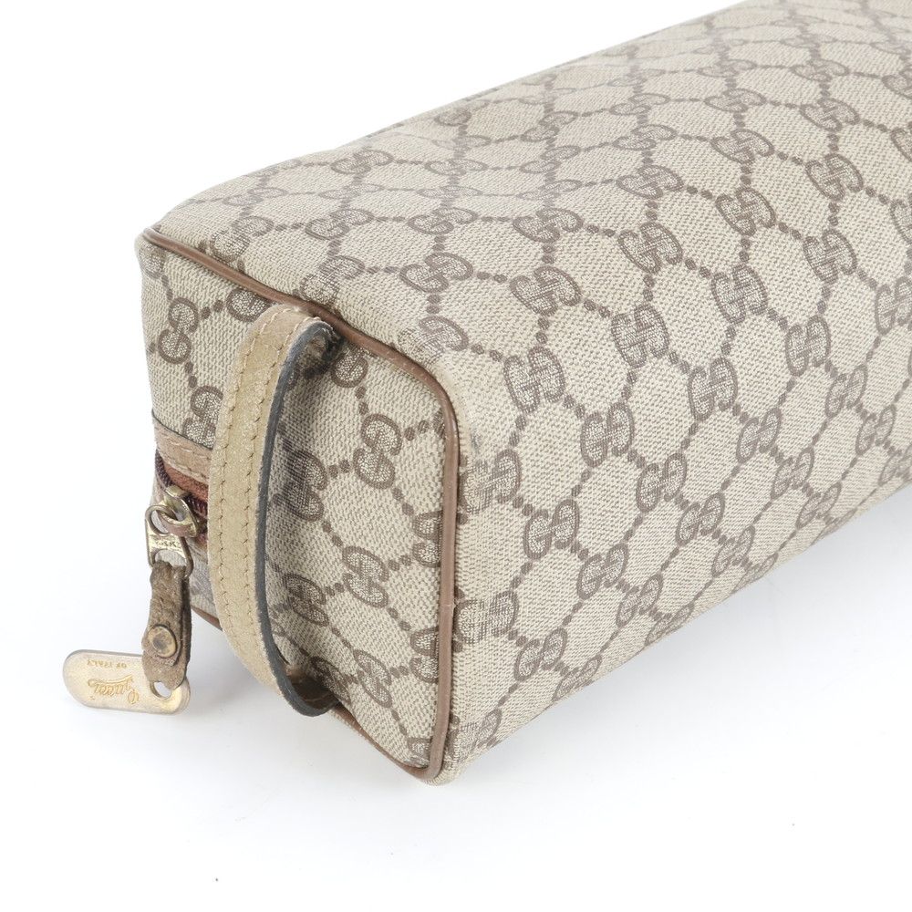 美品 グッチ GGスプリーム レザー セカンドバッグ クラッチ ポーチ