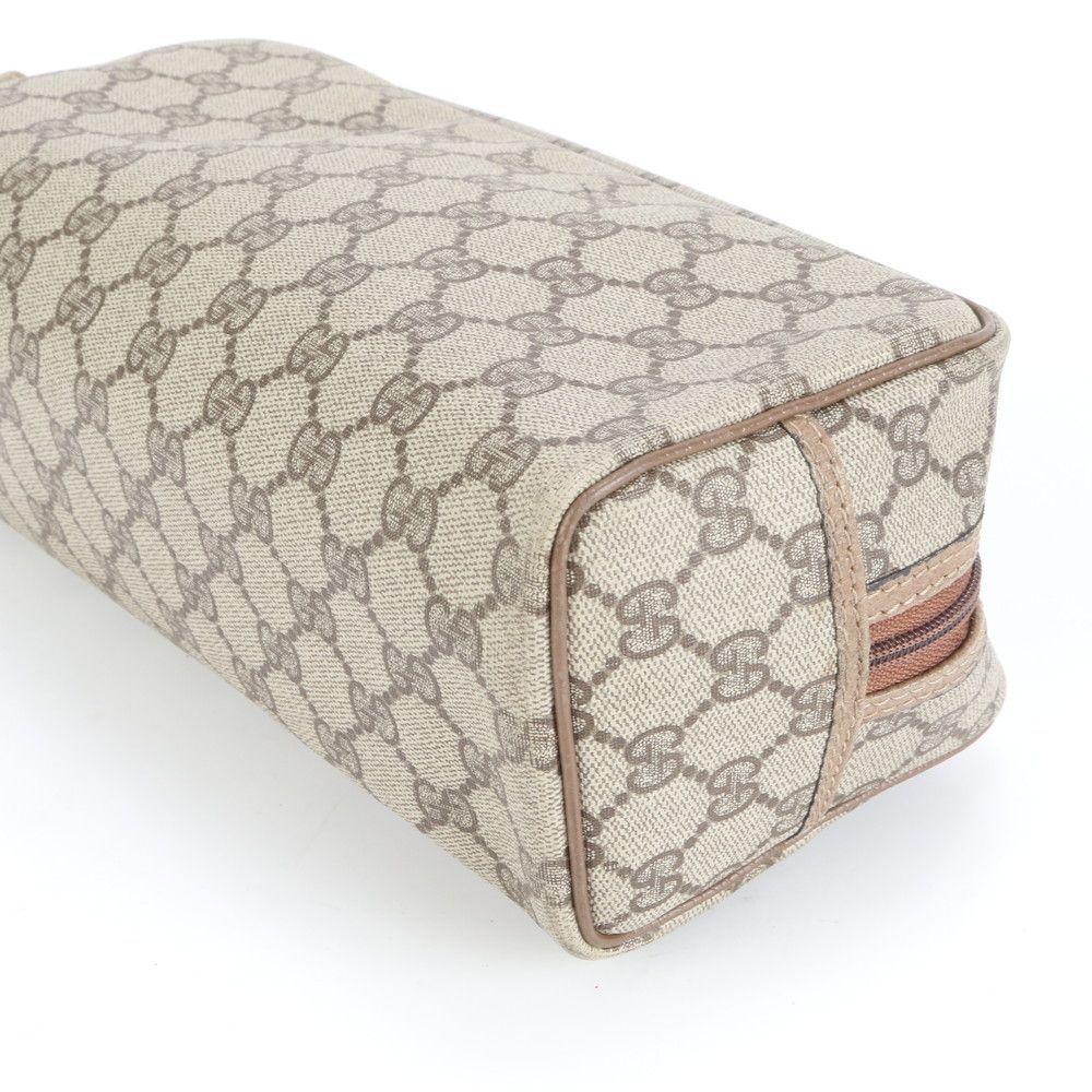 美品 グッチ GGスプリーム レザー セカンドバッグ クラッチ ポーチ