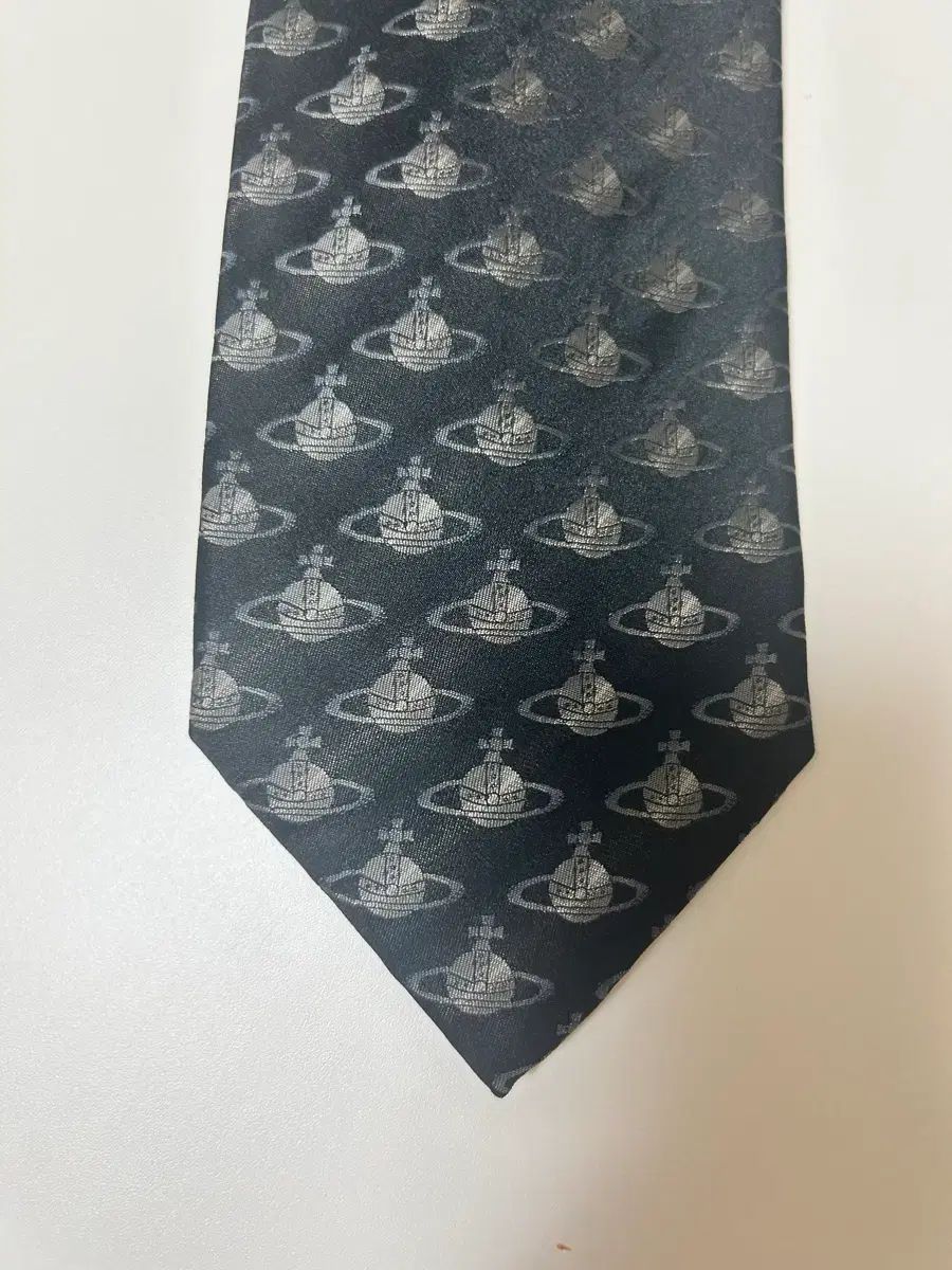 Vivienne Westwood ヴィヴィアン ウエストウッド ブラック オルビー ネック タイ イタリア メイド