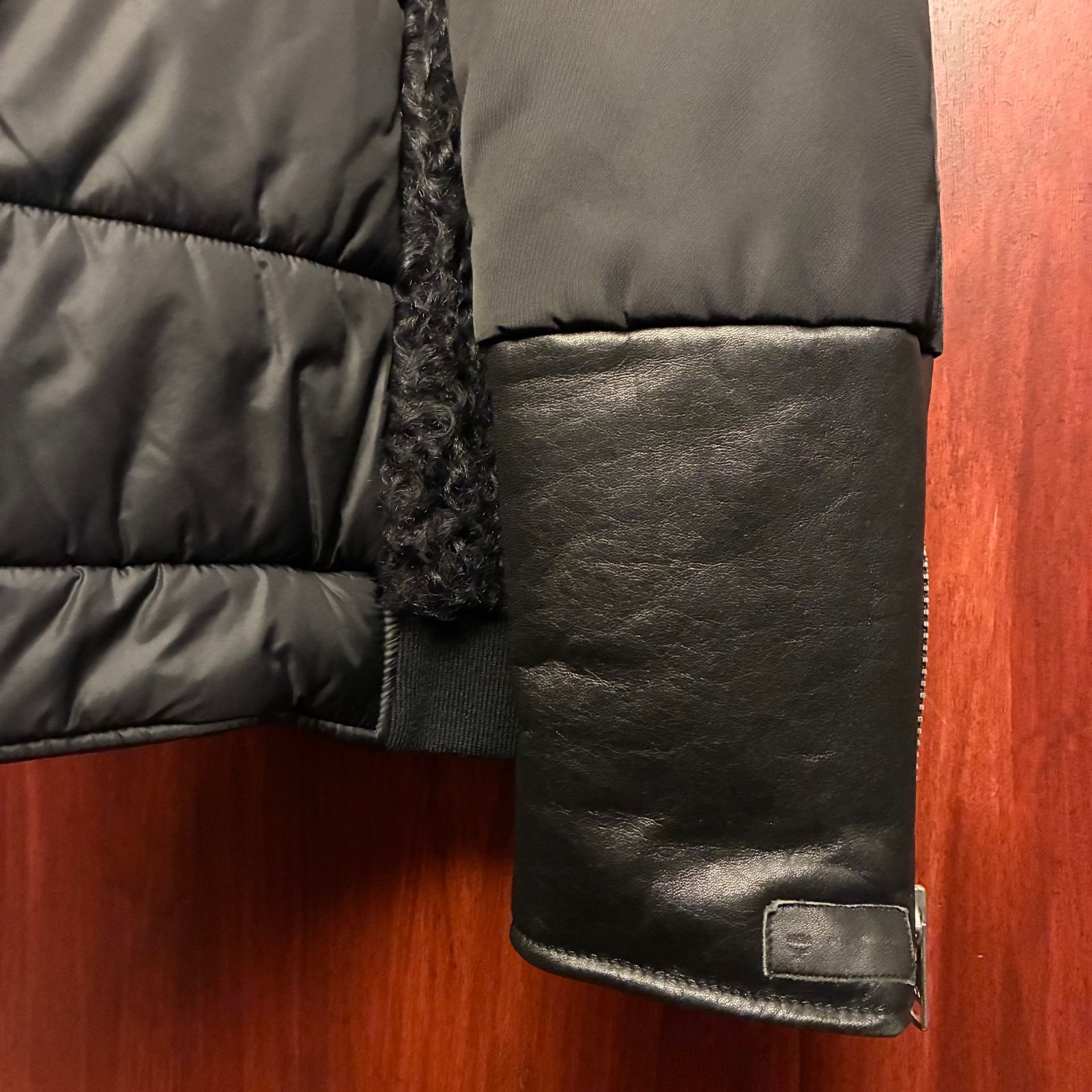 激レア MADE IN JAPAN製 MCM by PHENOMENON カルガンラムファー 