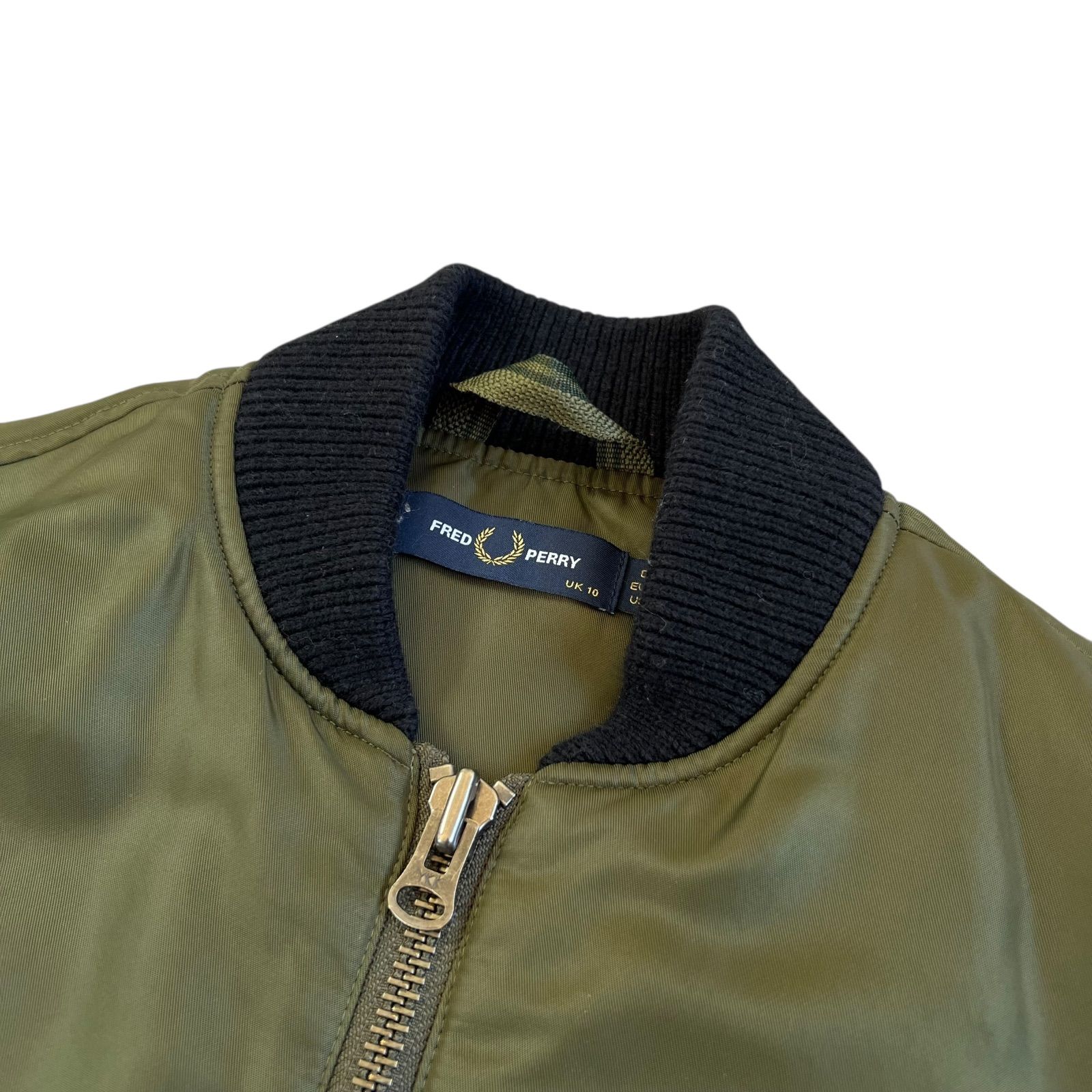 レディース FRED PERRY ブルゾン オリーブカラー UK 10