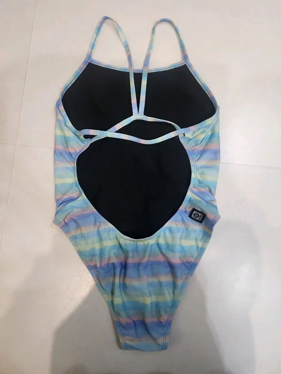 JOLYN パールビーチ ペリー 30