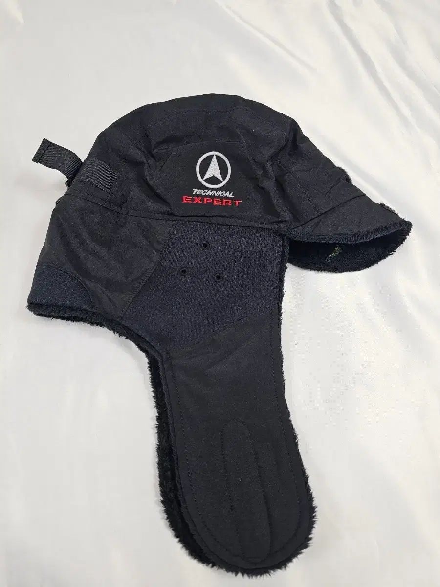 コーロンスポーツ トラッパーハット