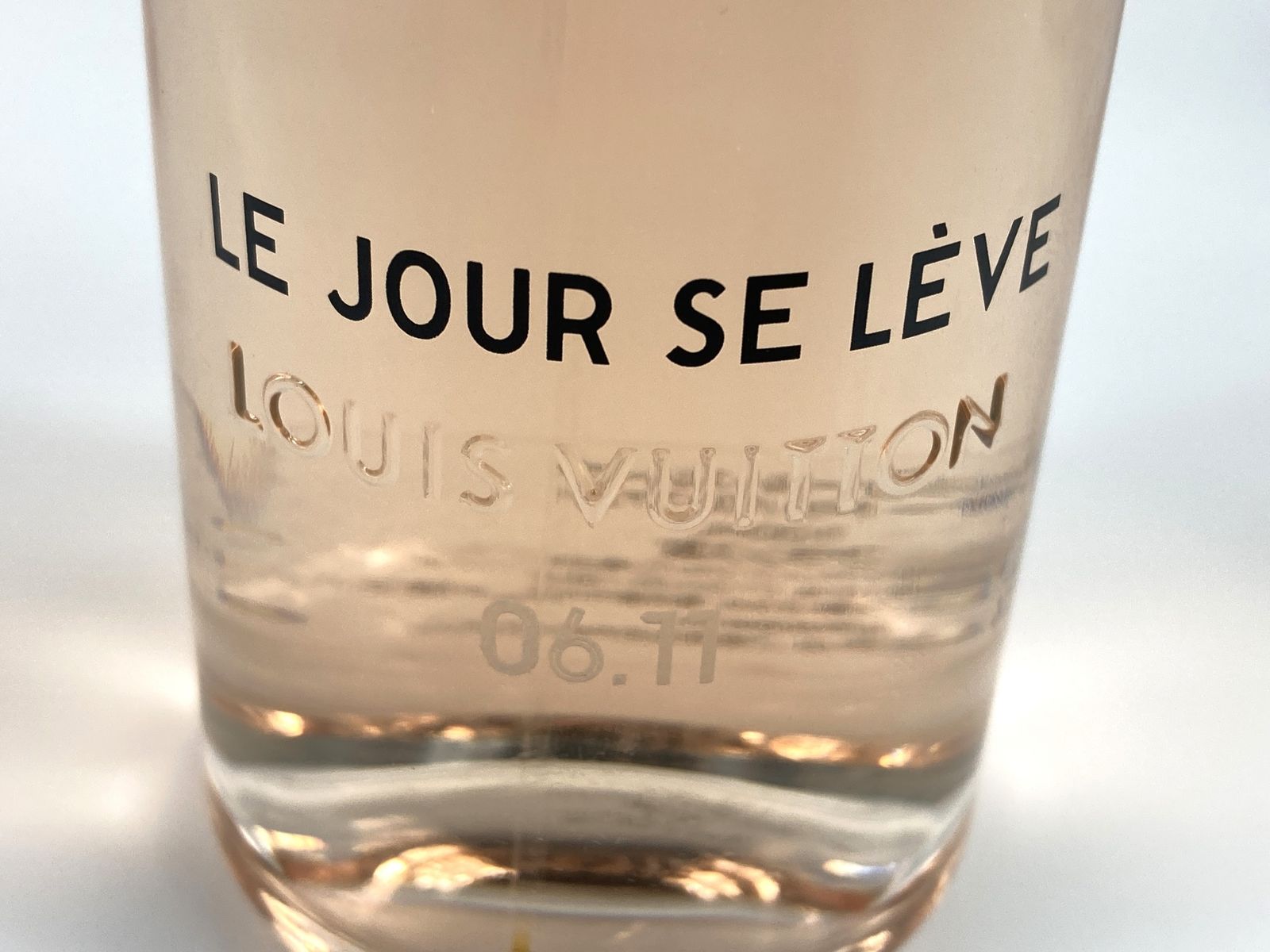 残多 ルイ・ヴィトン LOUIS VUITTON Le Jour Se Lve ル・ジュール 