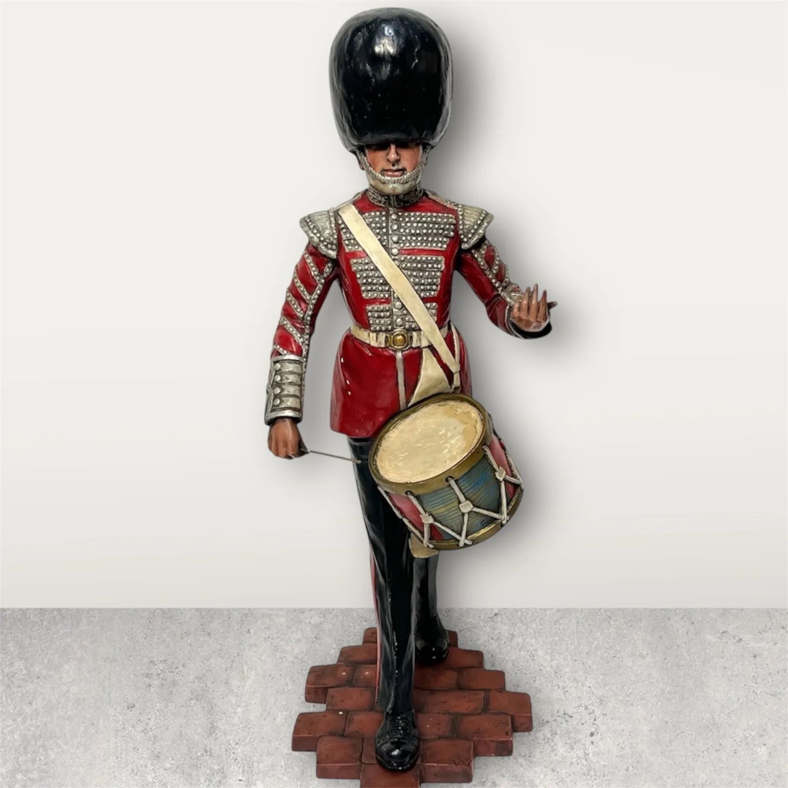 英国 近衛兵 大型リアルオブジェ フィギュア 楽団 太鼓 アンティーク