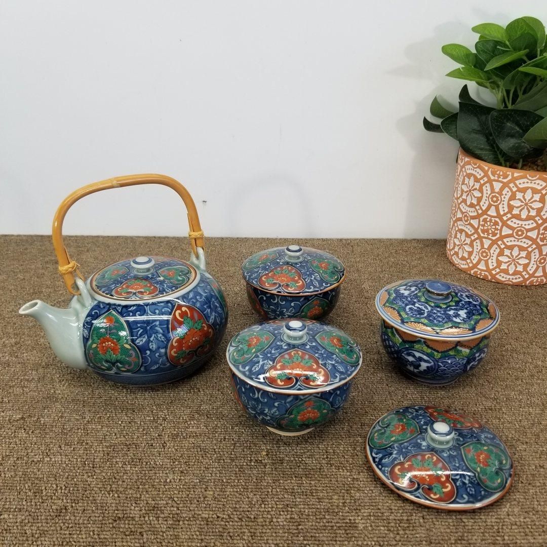 2272 有田焼 瑞窯 茶器セット　急須1客　湯呑蓋付5客　金彩 有田焼 来客用 茶器セット 瑞窯 仁窯内 急須 蓋付き湯呑 A7556A08