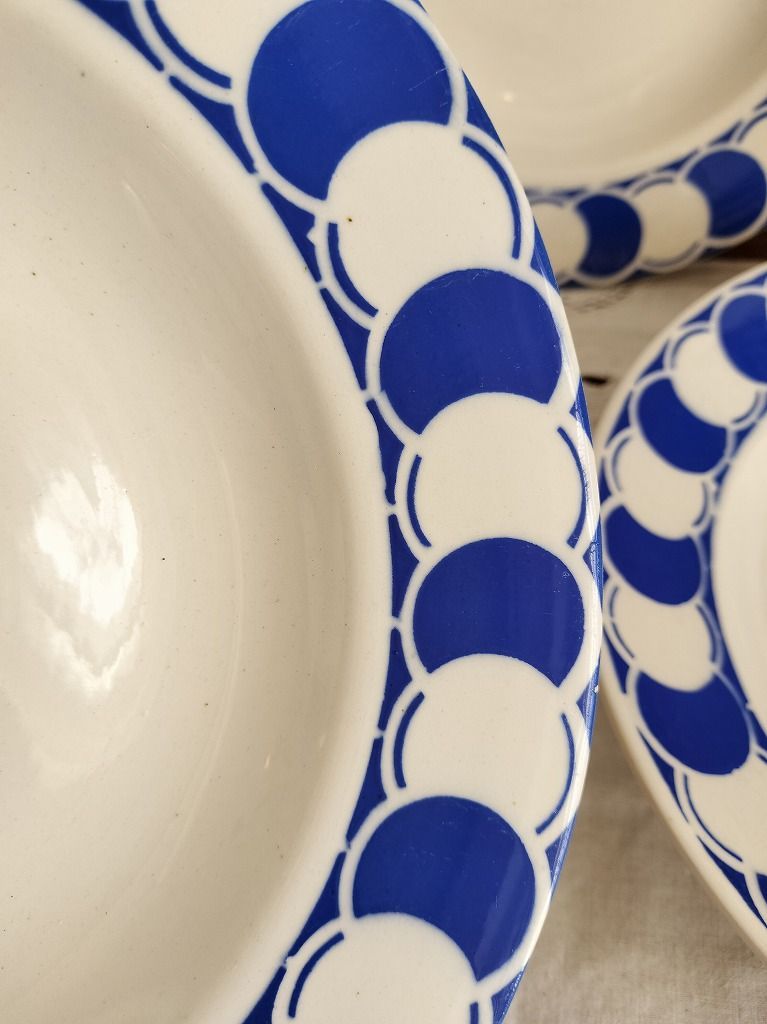 アンティーク サルグミンヌ