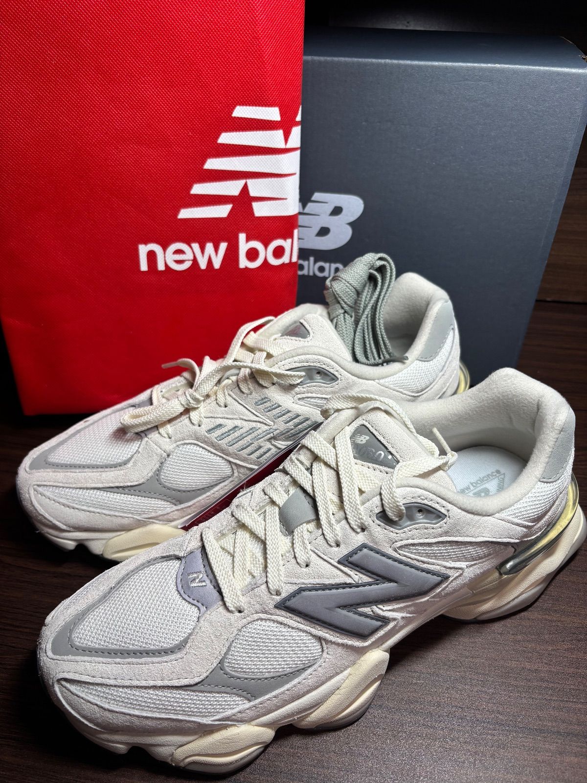 ニューバランス 9060 ホワイト 未使用 size28.0㎝ - メルカリ