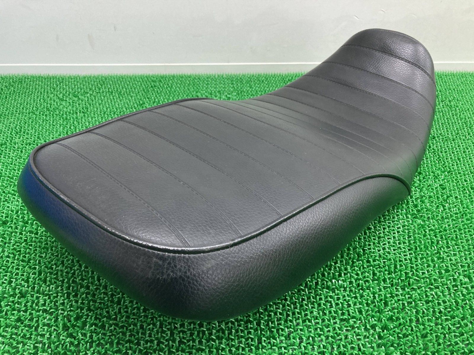 ワークスクオリティ製ZRX1100 シート 社外 中古 ZRT10C ZRX1200R