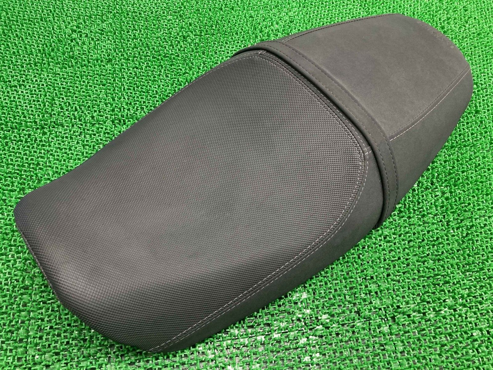 XSR900 RN56J ヤマハ純正シート 未使用 ワイズギア 【当店在庫あり】16'〜21' XSR900 RN46J/RN56J デザイン