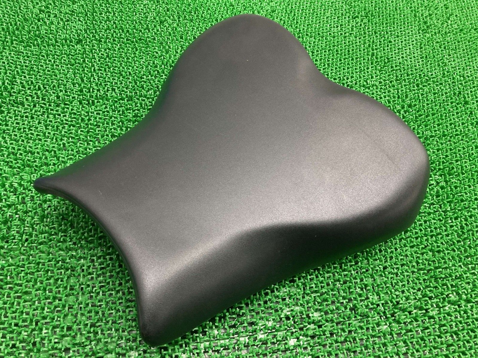 ZX-25R フロントシート 53066-0670 カワサキ 純正 中古 バイク 部品