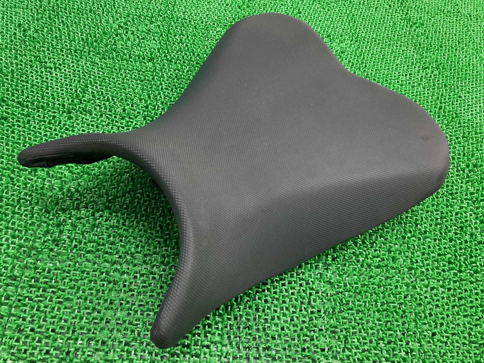 フロントシート 53066 0801 カワサキ EX 400 G メインシート ニンジャ400 修復素材や張り替えベースに 品薄 Gs