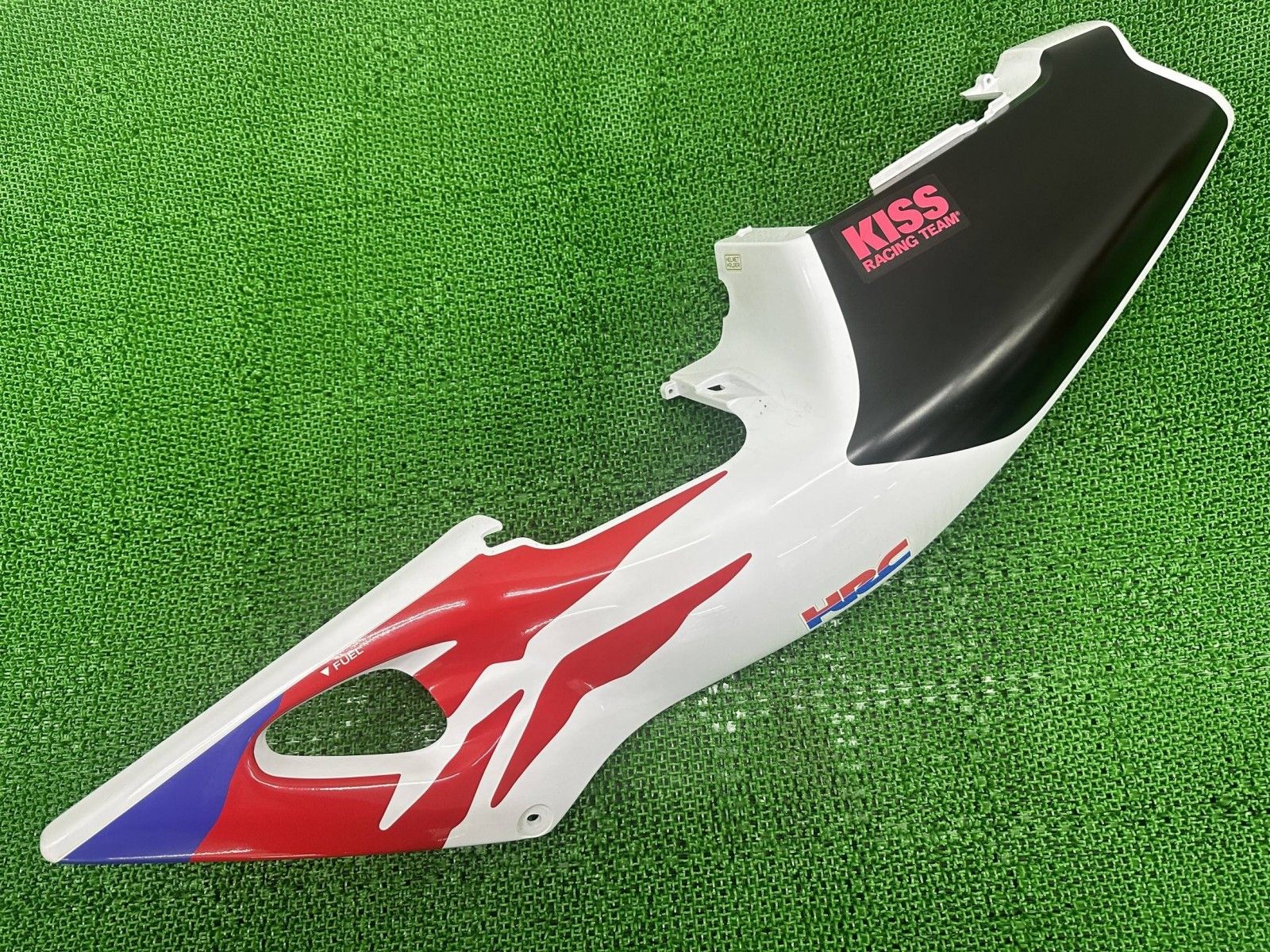 RVF　NC35　純正シートカウル左右　傷有り RVF NC35 純正シートカウル左右 傷有り - メルカリ