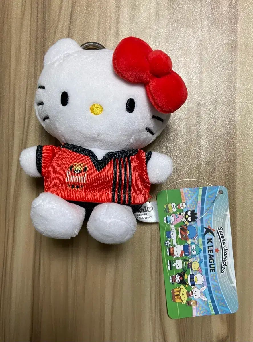 人気，新品 Kリーグ サンリオ FCソウル ハローキティ ぬいぐるみ キーホルダー 記念グッズ