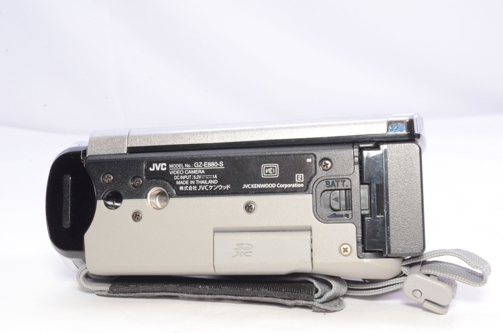 ☆通電・動作確認済☆ JVC ビクター Everio GZ-E880 シルバー デジタル