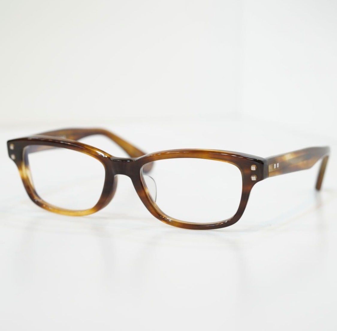国産メガネフレーム ブラウン柄 ターニング 大きめで重厚