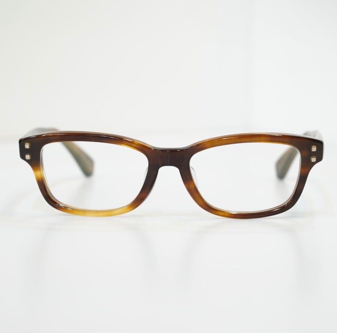 国産メガネフレーム ブラウン柄 ターニング 大きめで重厚
