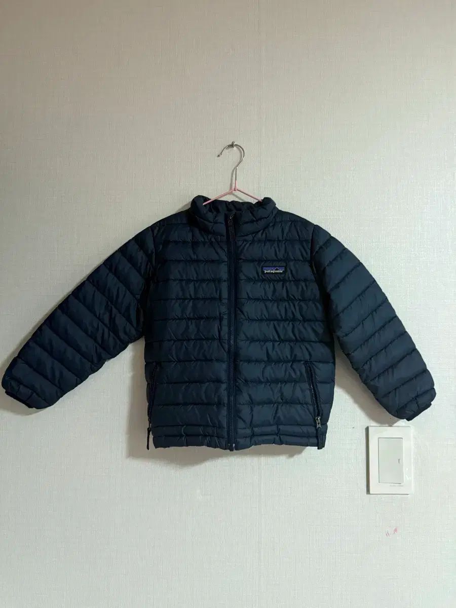 パタゴニア キッズ ダックダウン 軽量ダウン 5 t