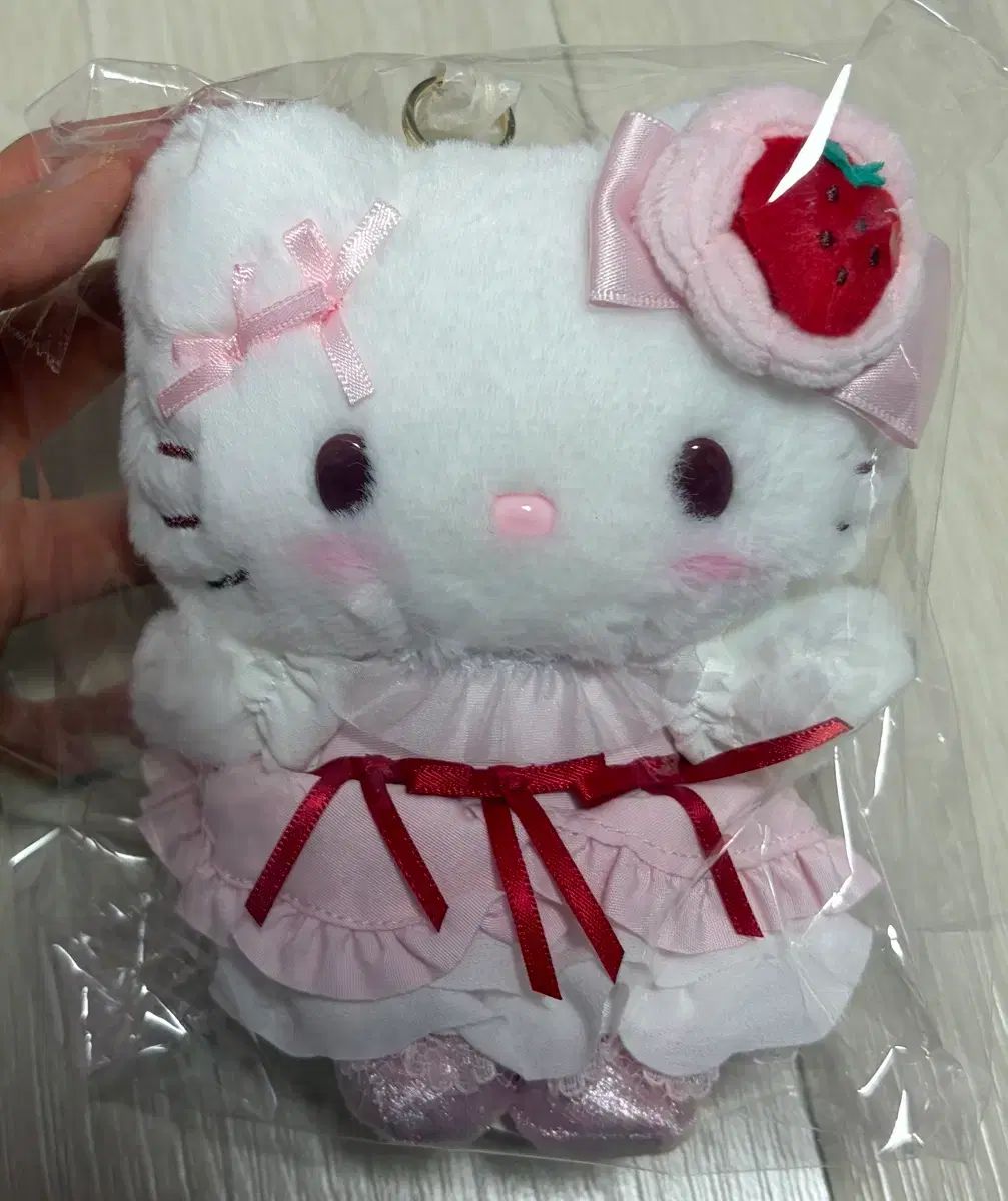 サンリオ ハローキティ ホイップクリームシリーズ