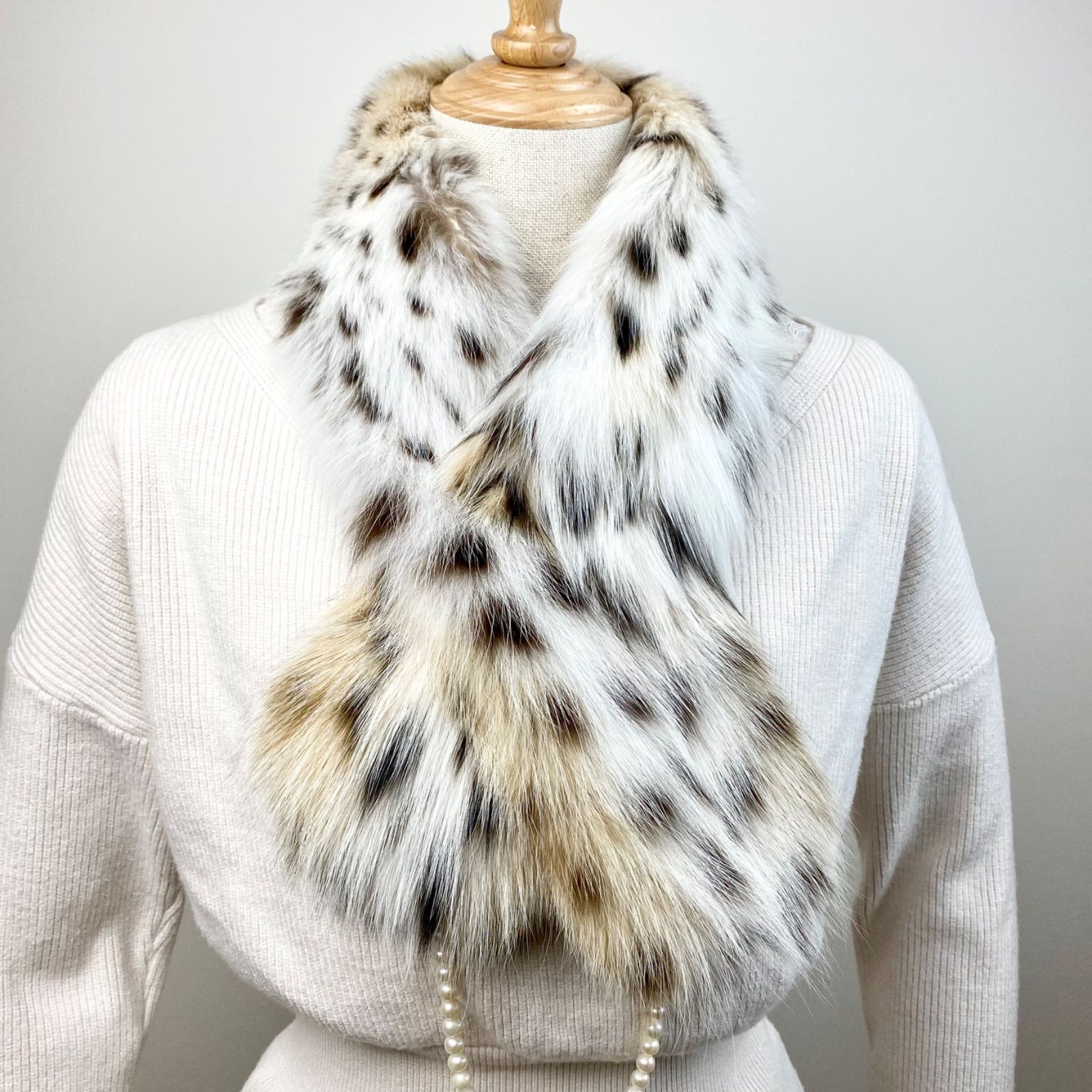 LILA リンクスキャット 毛皮　ファーマフラー LILA リンクスキャット 毛皮 ファーマフラー