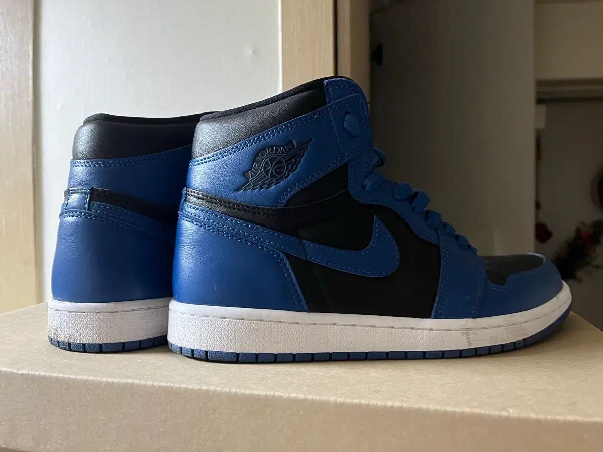 ジョーダン1レトロハイ ブルー 260 ボックスX
