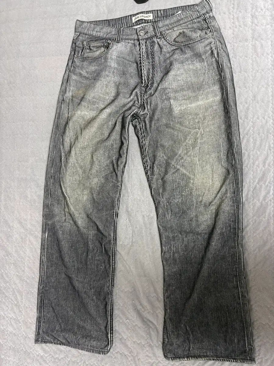 アワーレガシー サードカット DARK オーロラ 33