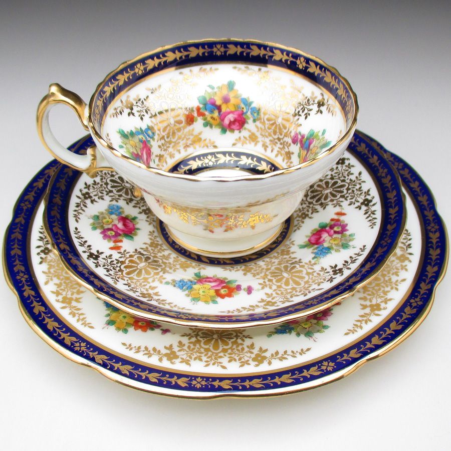 コウルドン 藍縁金彩花絵 トリオ カップ＆ソーサー＆プレート