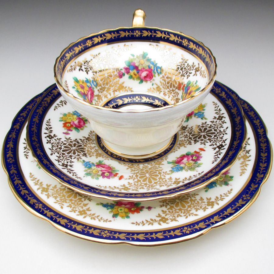 コウルドン 藍縁金彩花絵 トリオ カップ＆ソーサー＆プレート