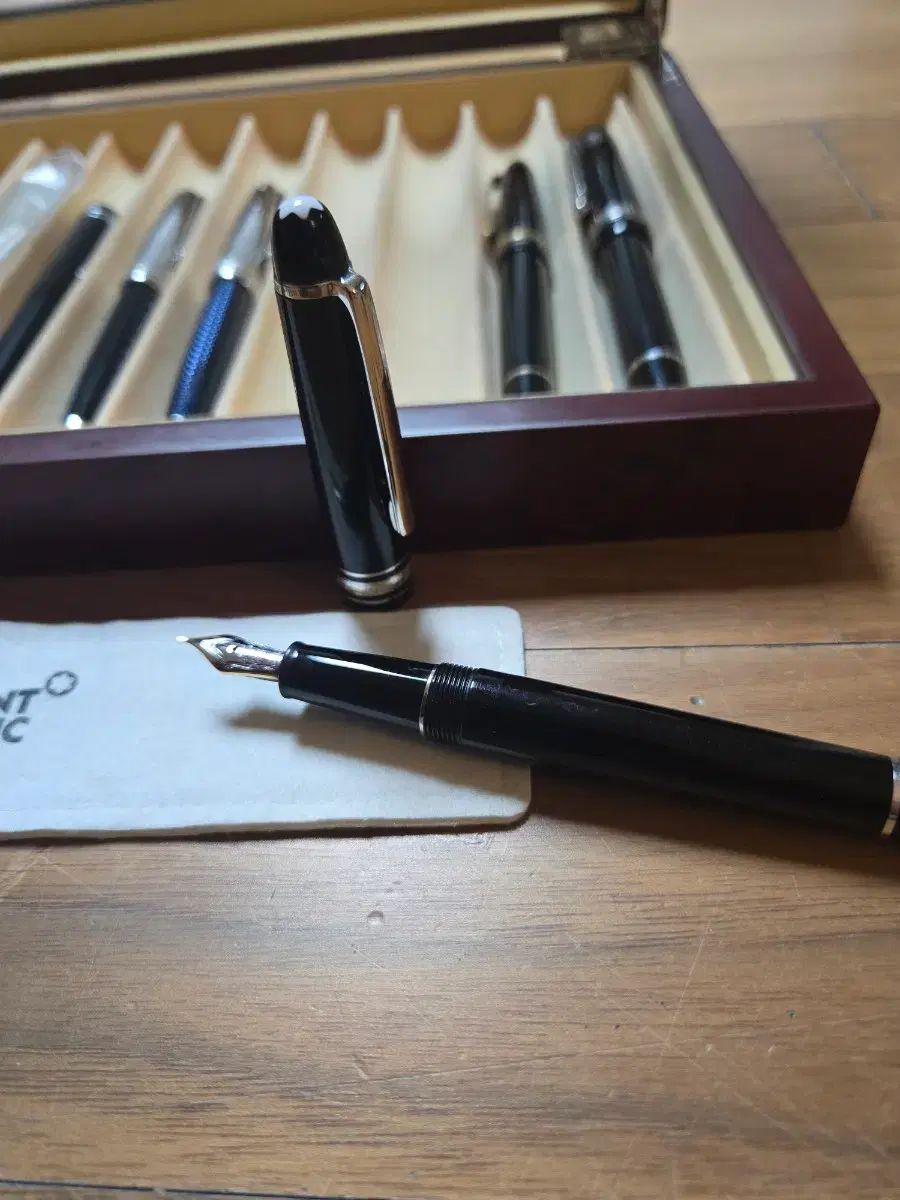 MONT BLANC モンブラン 万年筆 145 P プラチナ EFニブ