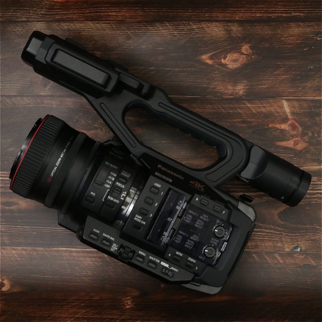 実用品 Panasonic AG UX 180 4 Kメモリーカード カメラレコーダー 6736