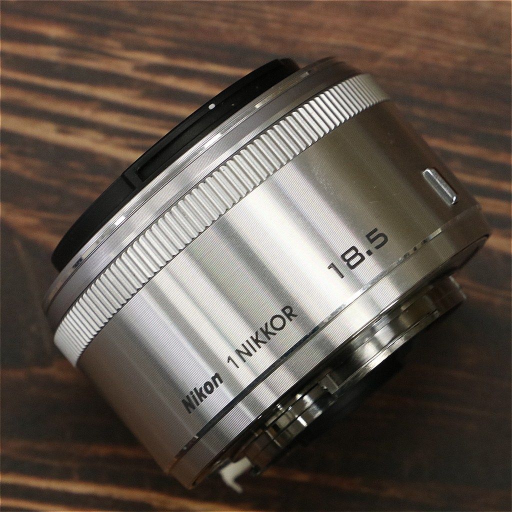上品 Nikon 1 NIKKOR 18 5 mm F 8 シルバー 6644