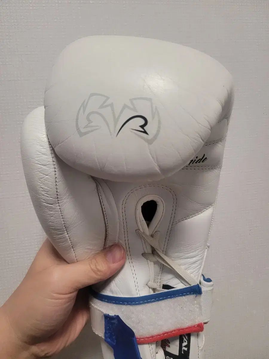 白 14オンスです