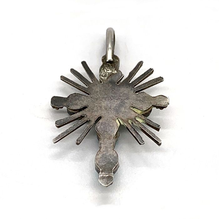 ズニ族 ターコイズ クロス ペンダントトップ シルバー 刻印なし - メルカリ