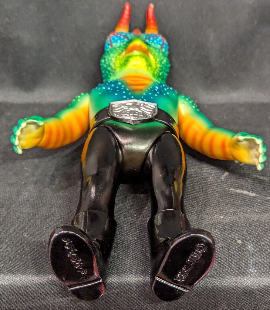 メディコム・トイ 東映レトロソフビコレクション 死神カメレオン