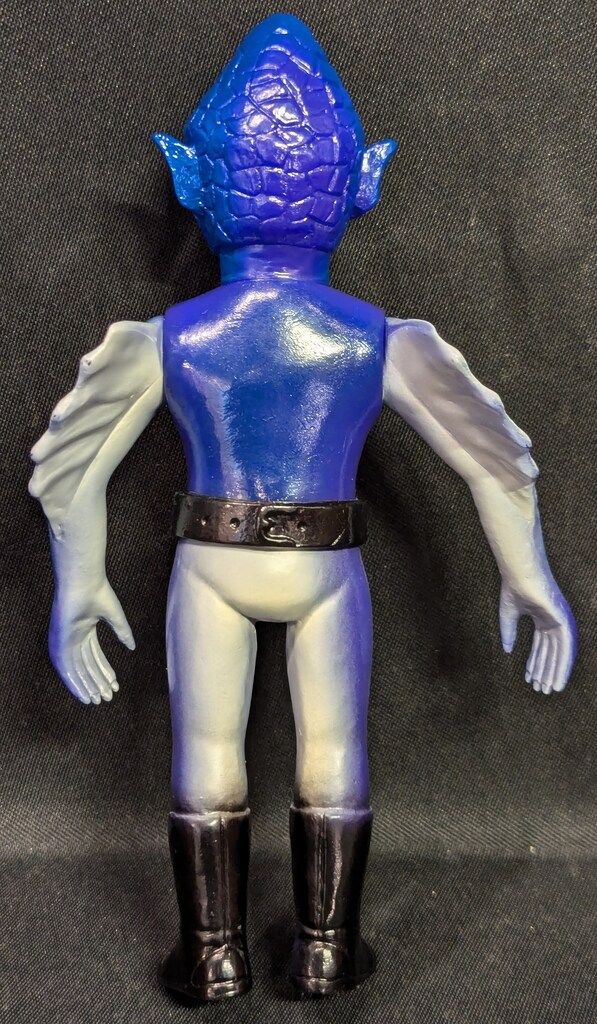 メディコム トイ ミドルサイズ 東映レトロソフビ 仮面ライダー ゲバコンドル 150 mm