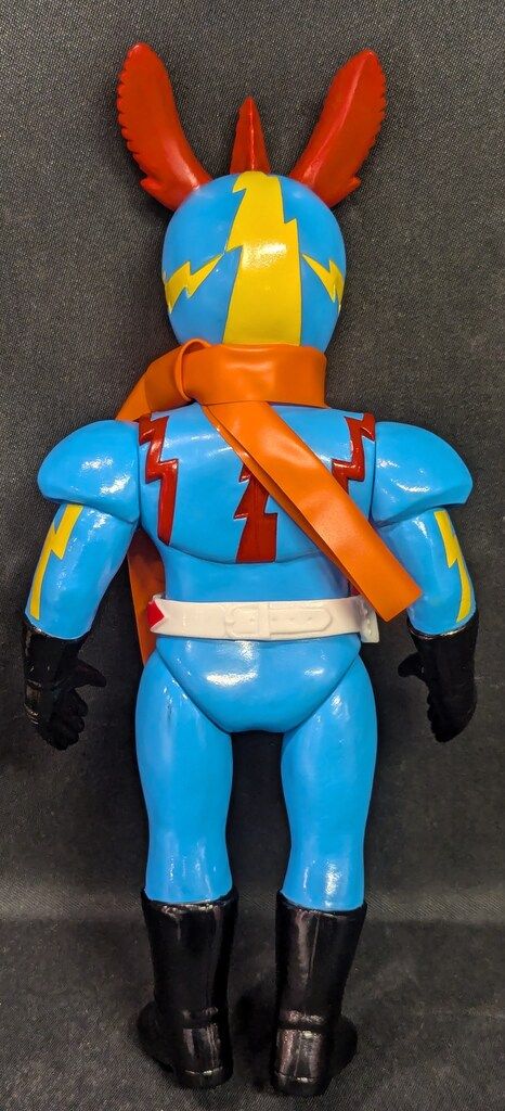 メディコム・トイ 東映レトロソフビコレクション イナズマンF