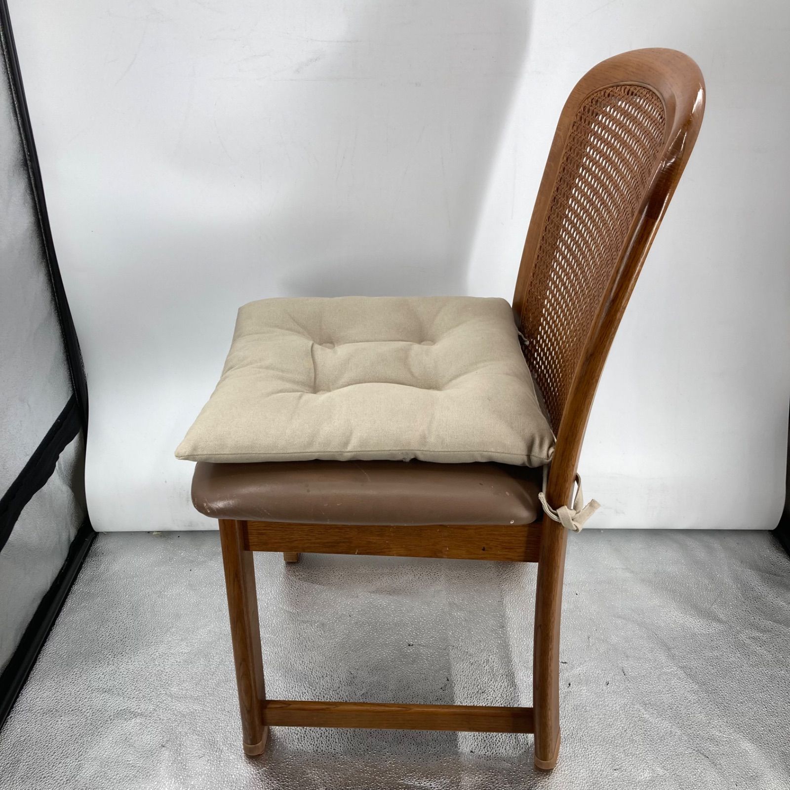 オールドカリモク ダイニングチェア ラタン 曲げ木 籐 レトロ ビンテージ ② オールドカリモク ダイニングチェア ラタン 曲げ木 籐 レトロ