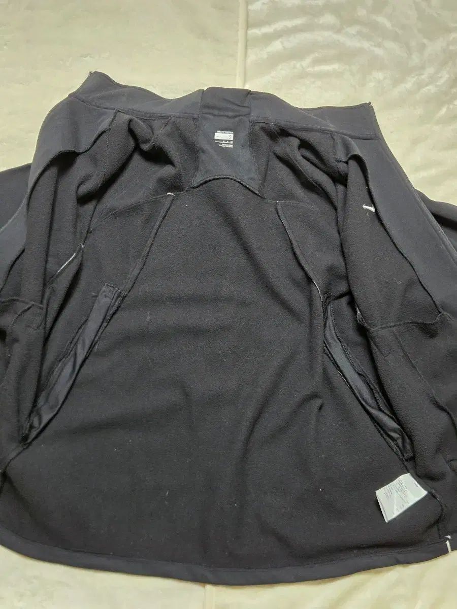 ナイキ 起毛 ジップアップ S M