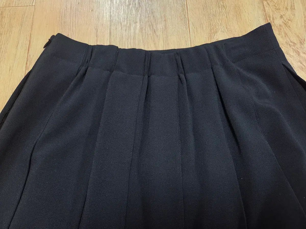 DENISE プリーツスカート