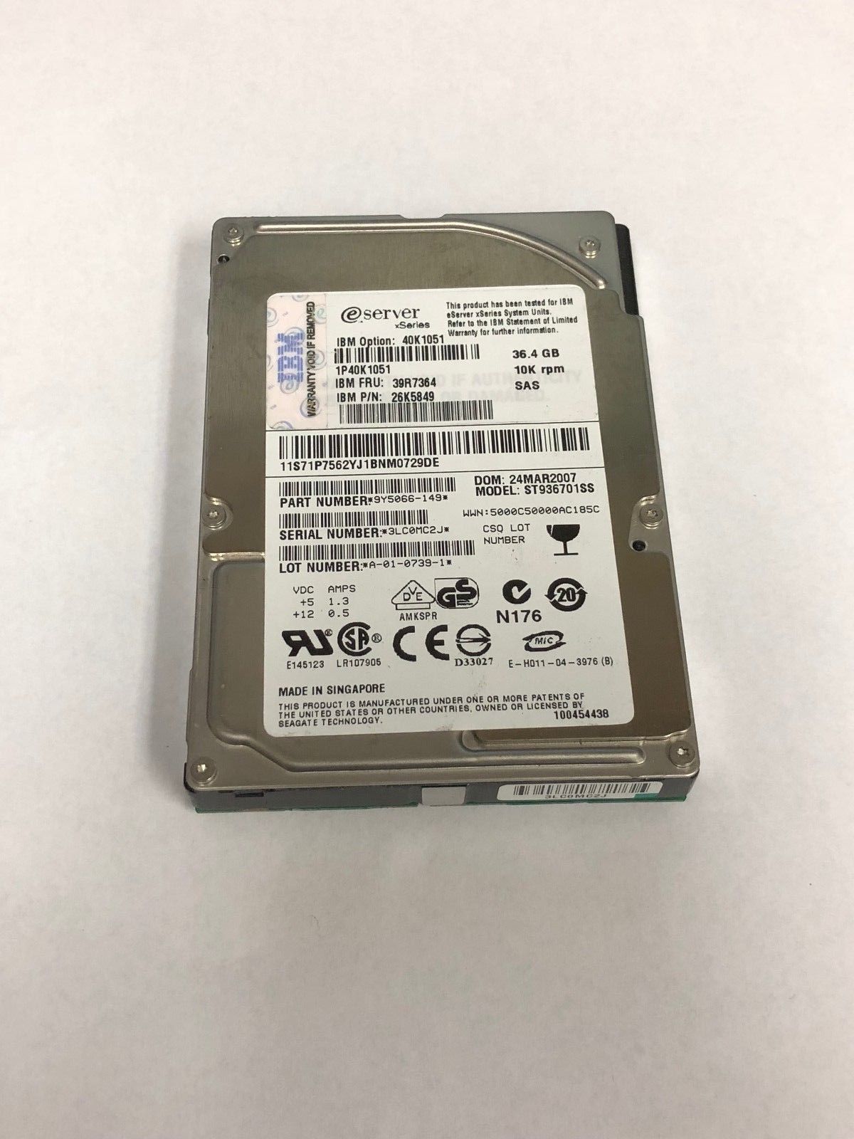 90日保証 再生品 IBM eServer 36.4 GB 10 K 2.5 SAS Hard Drive 40 1051 26 5849 39 R 7364 W Tray